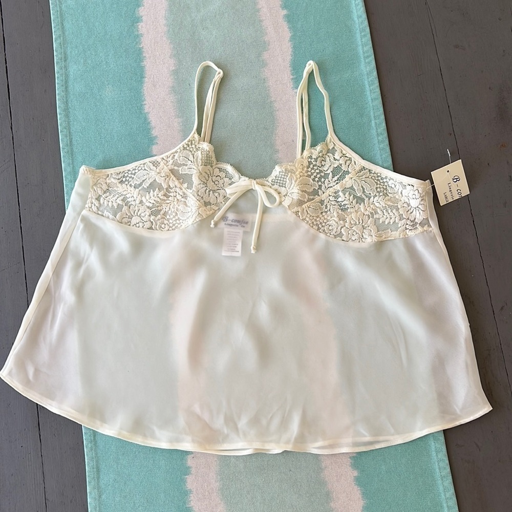 B-Comfee Lingerie Co Sheer Pale Yellow Lace Cami Lingerie Top NWT - Picture 2 of 7
